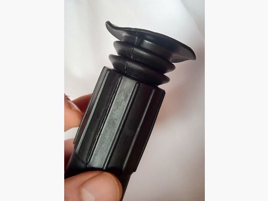 Unbenutzte Depotware PSO-1 Scope 4x24  Augenschutz Augenmuschel Lichtschutzblende Okular für AK Zielfernrohr 
