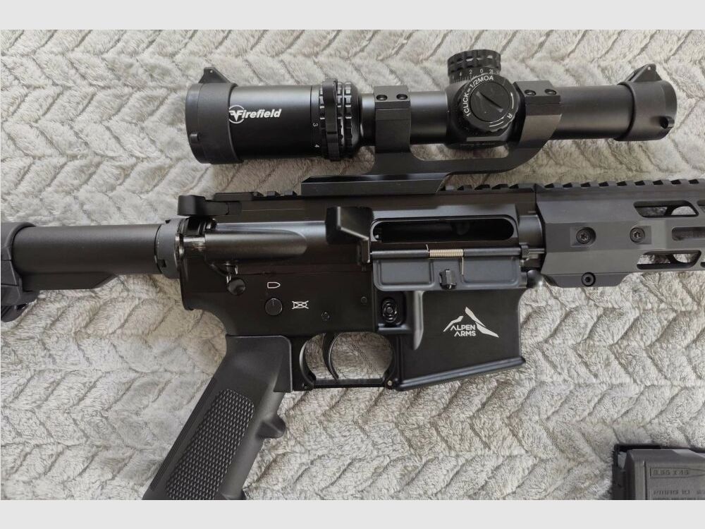 ALPEN ARMS STG15C, cal. .223 Rem, AR15-style, 10.5" barrel semi-automatic rifle in AR15 style with short 10.5" barrel incl. ZF Firefield Rapidstrike 1-6x24