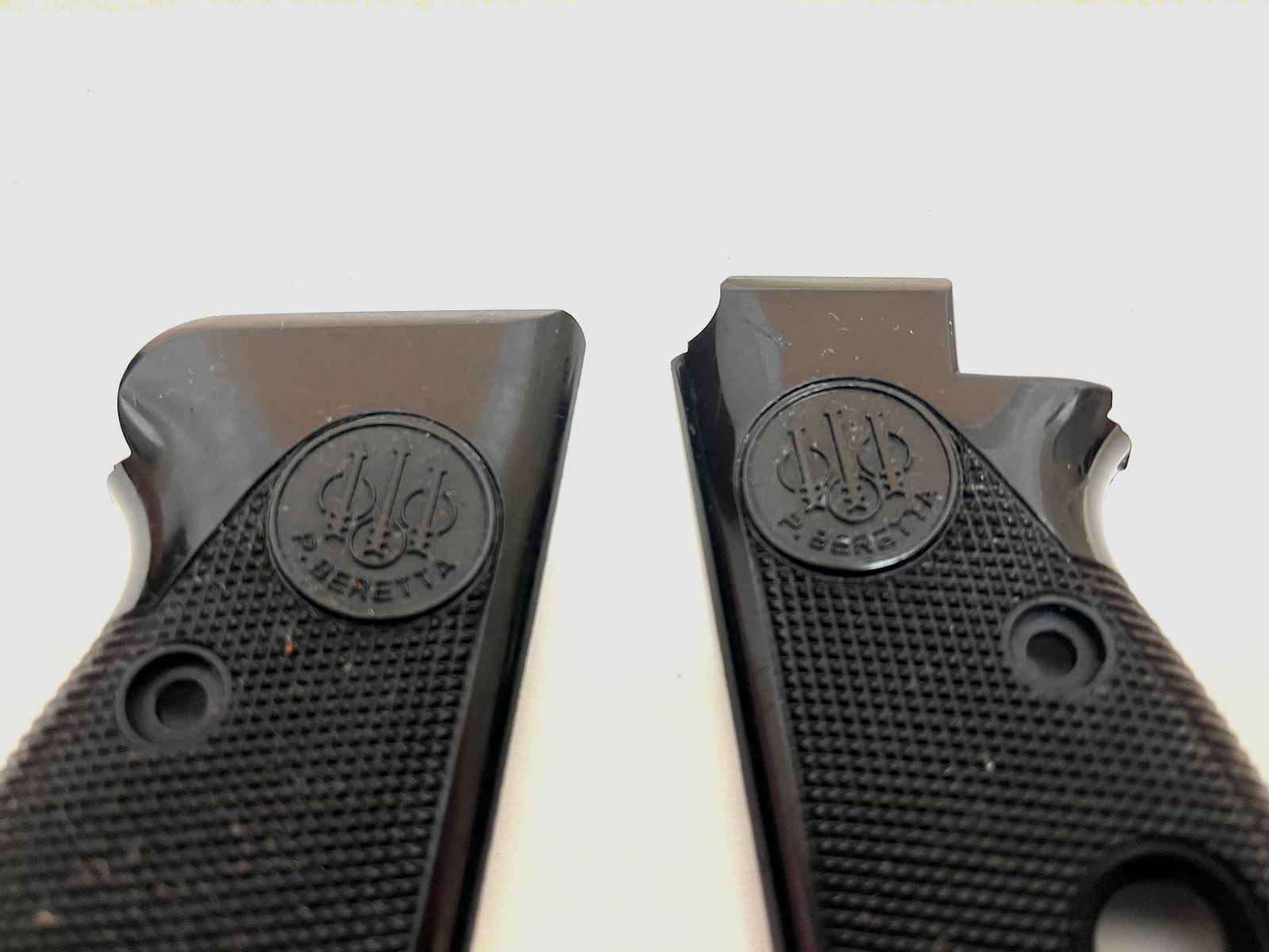 ••• Beretta Mod. 70 Griffschalen - Kunststoff •••