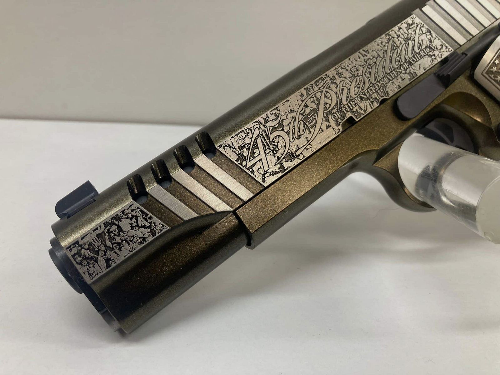 Auto-Ordnance 1911A1 Trump « Cri de ralliement » 5″ .45 ACP