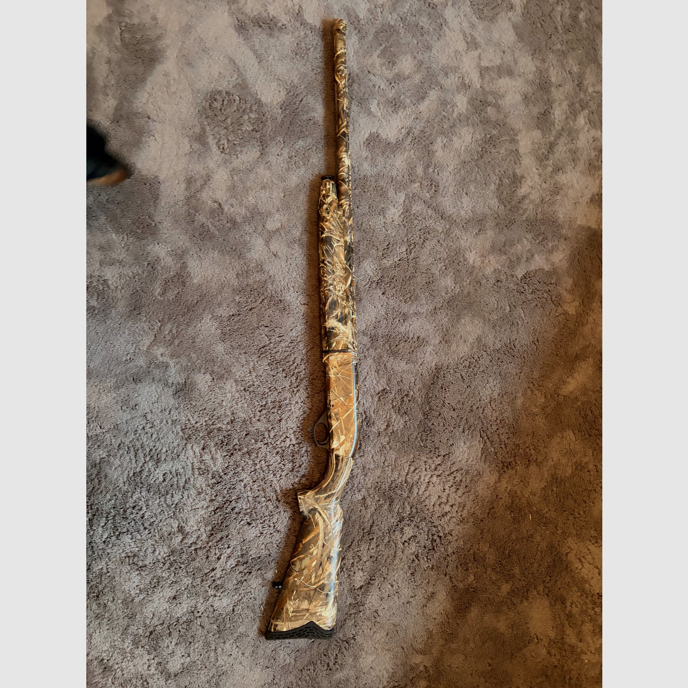 Armsan Phenoma Realtree Max-5 Halbautomatische Flinte 12/76