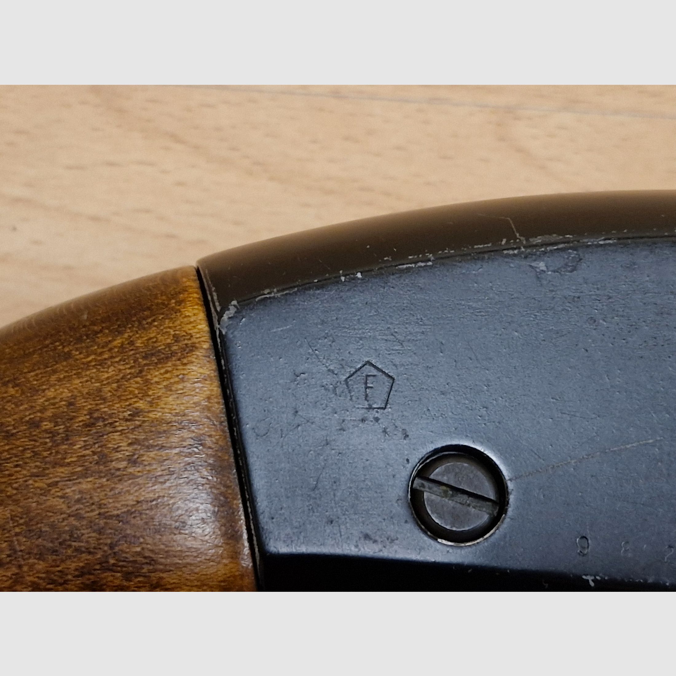 Crosman 622 Pell Clip Repeater 5,5mm .22 CO2 Vorderschaftrepetierer