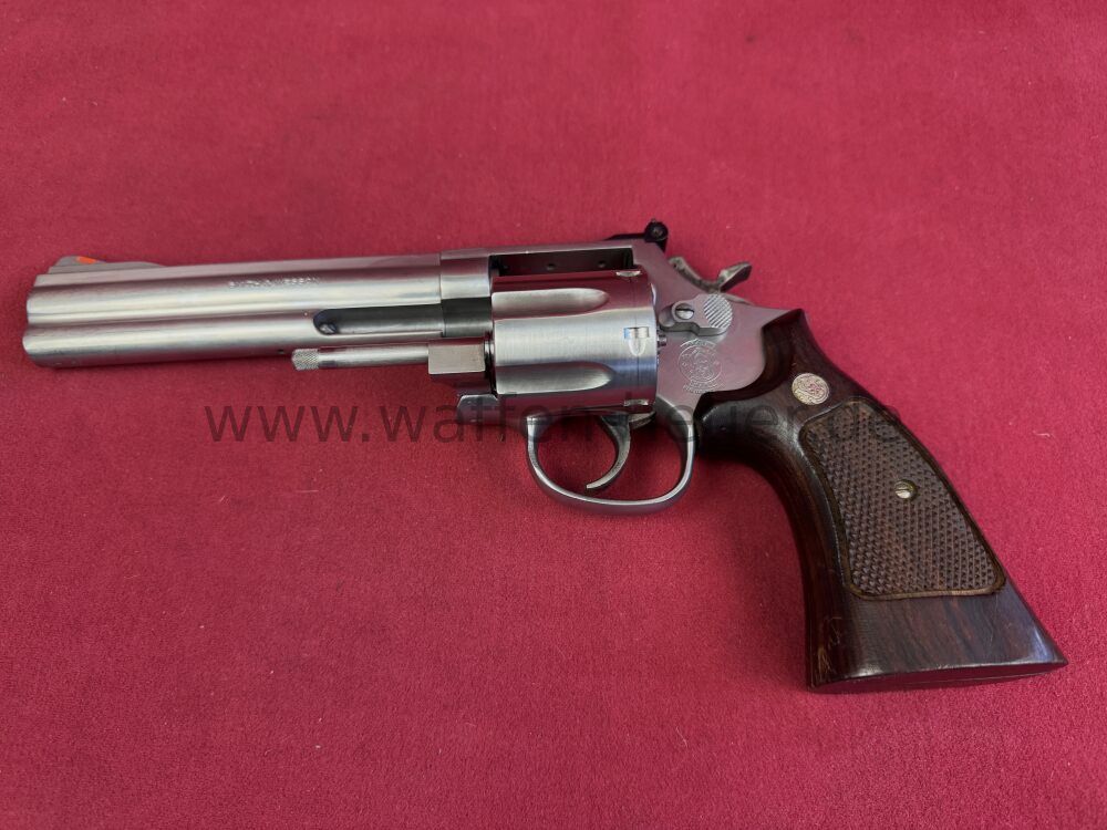 Smith & Wesson 686 en acier inoxydable