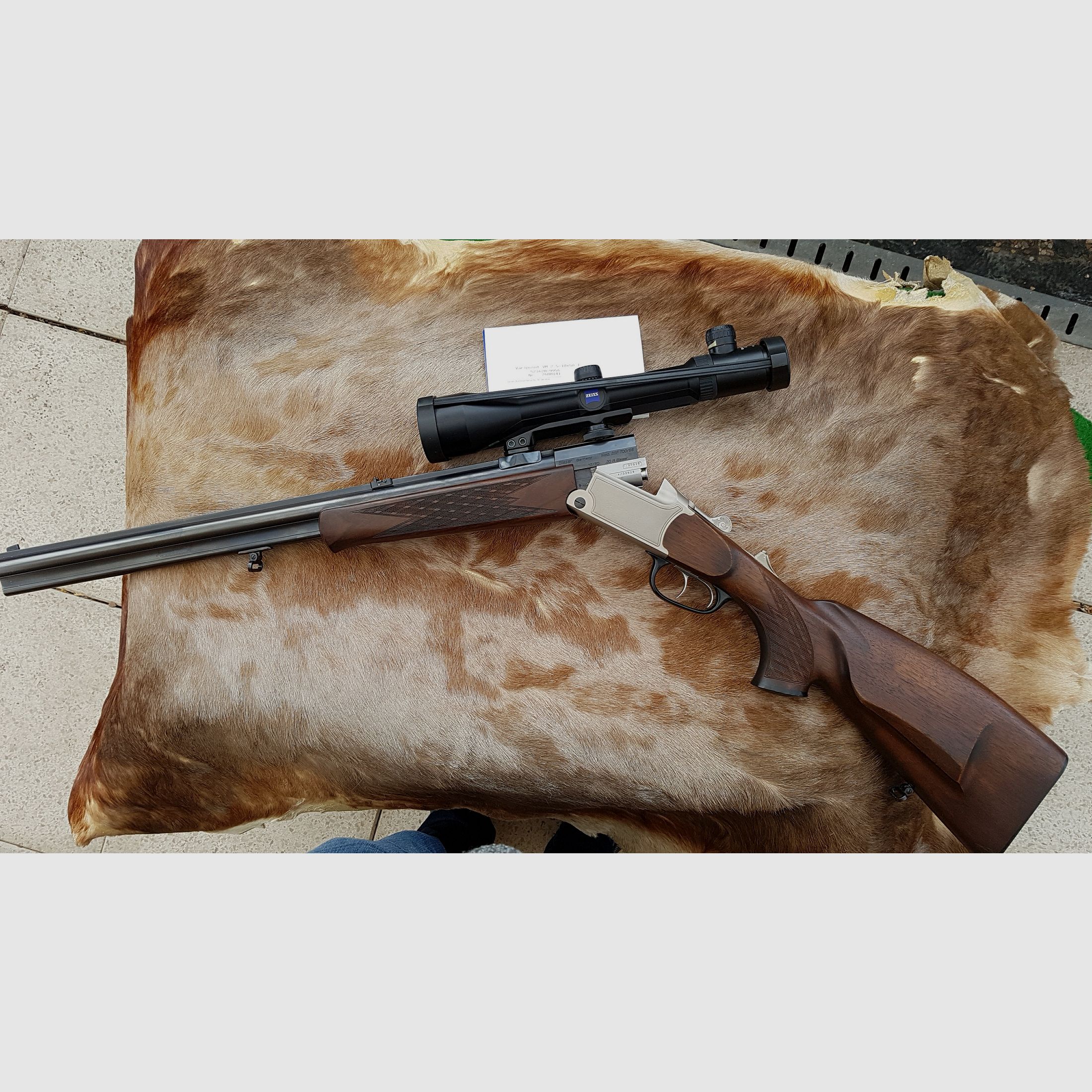 Escopeta de doble cañón BBF 700/88 Cal. .30 R Blaser/ 12/70 con visor Varipoint VM 2,5-10x50
