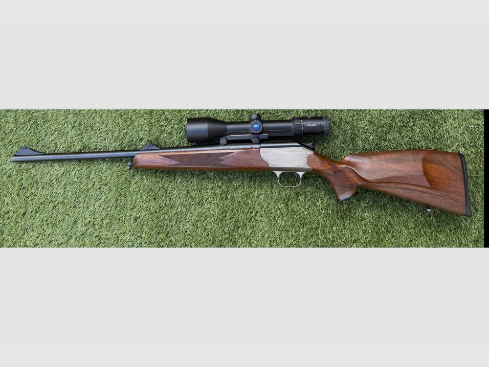 Blaser R93 mit Zeiss Classic 2,5-10x50 Leuchtpunkt 7x64