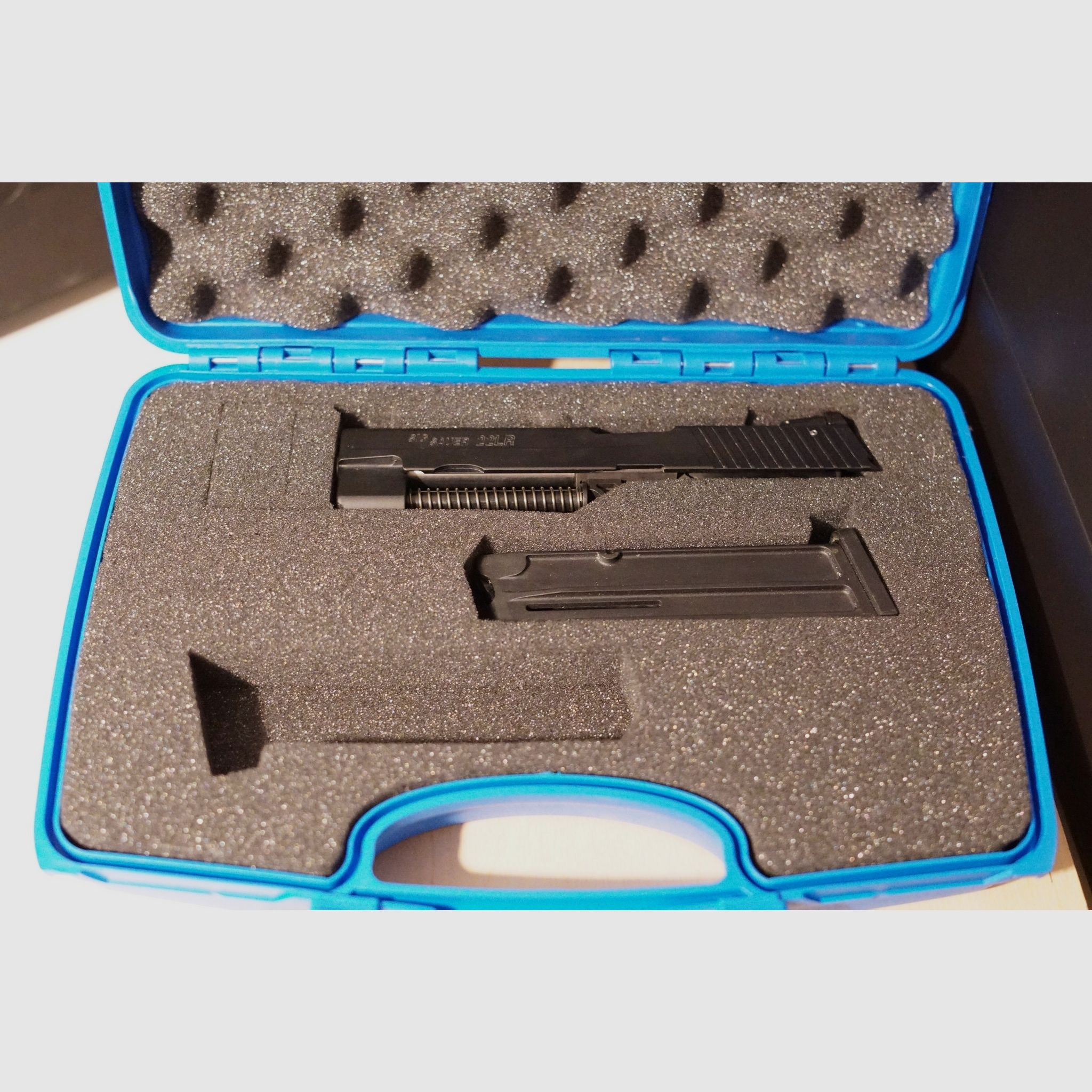 Perfekter Einstieg in die 9mm-Disziplin — Sig Sauer P226 LDC II + .22 + Mantis | 1.499 €