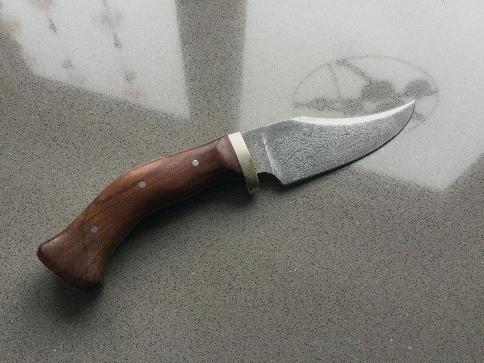 Jagdmesser, hochwertig, wunderschön, sehr schöne Klinge. Damaszener Stahl