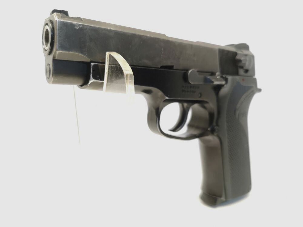 Smith & Wesson 910