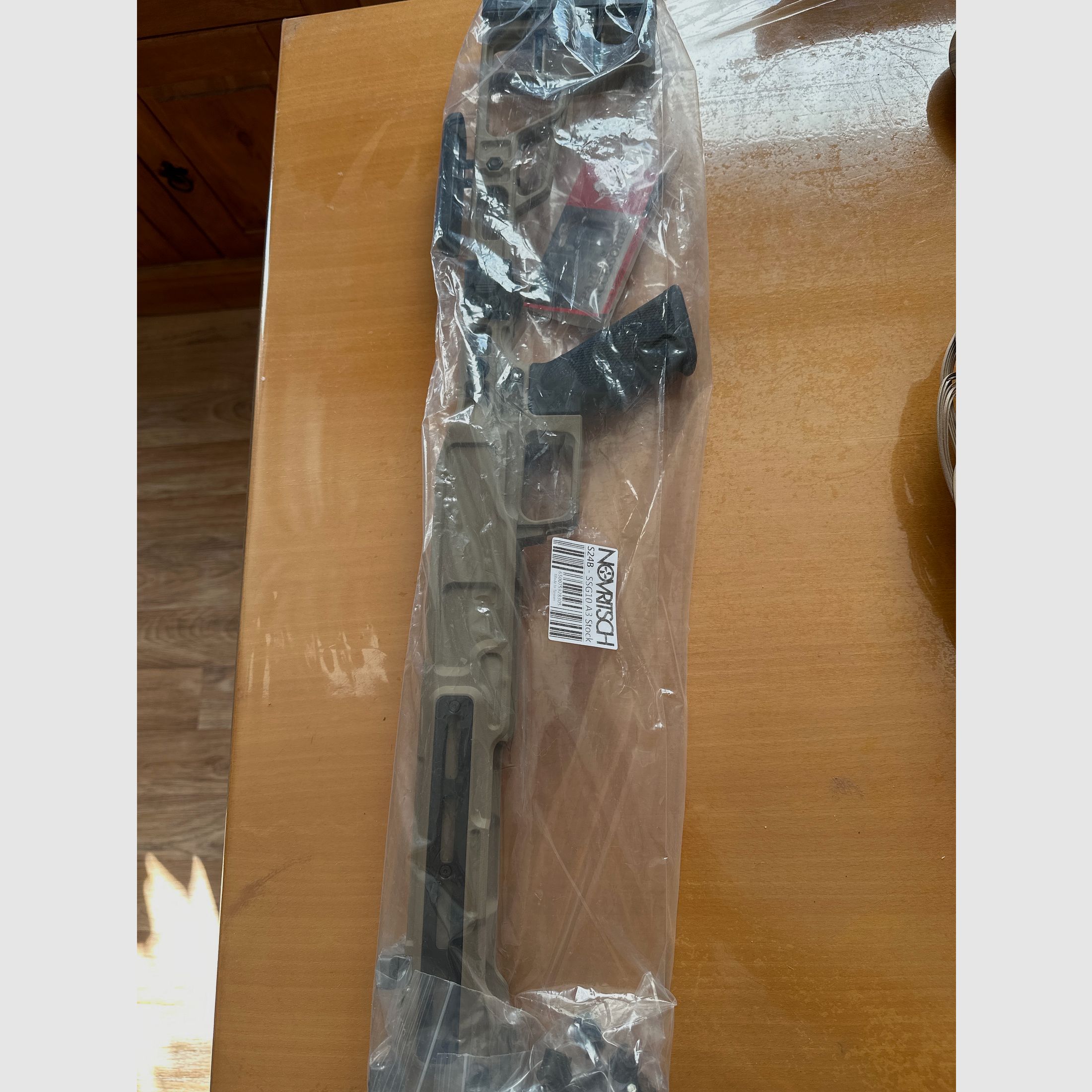 SSG10 A3 Schaft Novritsch FarbeFlat Dark Earth, mit M4 Griff