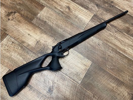 Blaser R8 Ultimate Sonderfarbe SCHWARZ   .308win  LL 52 cm M15x1   Sofort lieferbar
