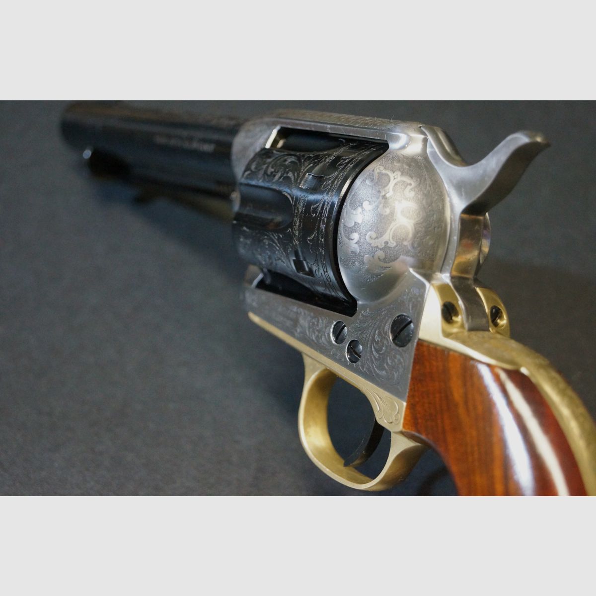 Uberti Cattleman 0450 Coin Hardening, immagine 5 di 7