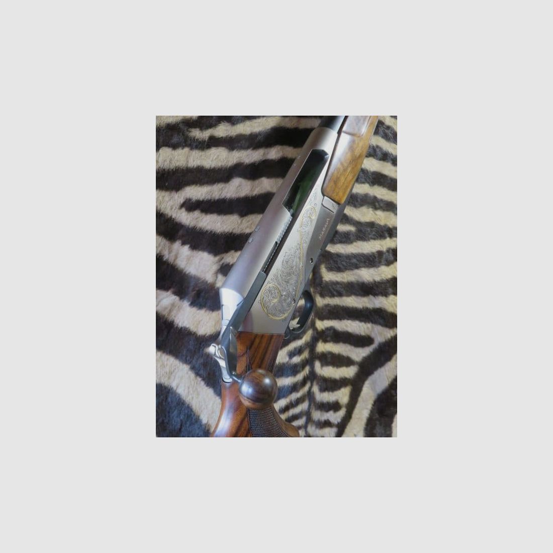 BROWNING Maral 4X Ultimate Bavarian .9,3×62 Repetierbüchse 53 cm Lauf Klasse 3 – Waffenkoffer, Bild 9 von 9