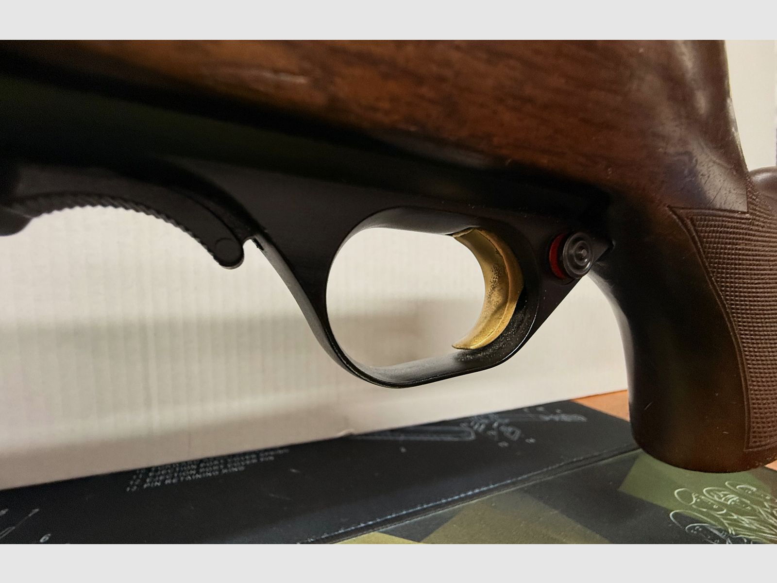 Browning Acera straight-pull repeater 30-06 incl. Luger 1-4x26 stalking scope & sling, afbeelding 3 van 11