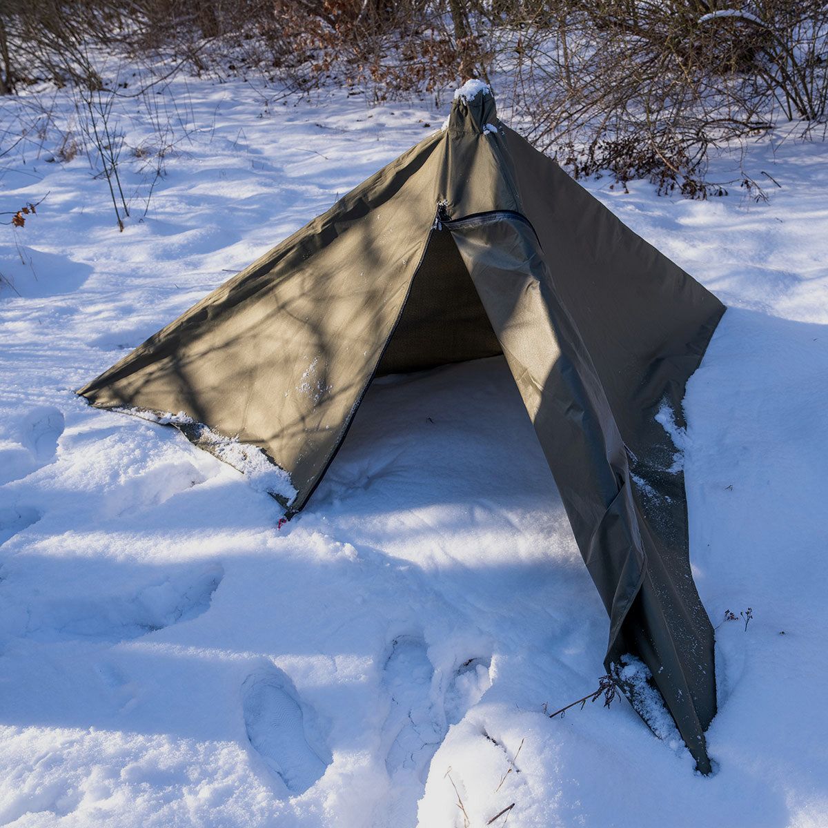 German Tactical Systems Tripod Field Shelter