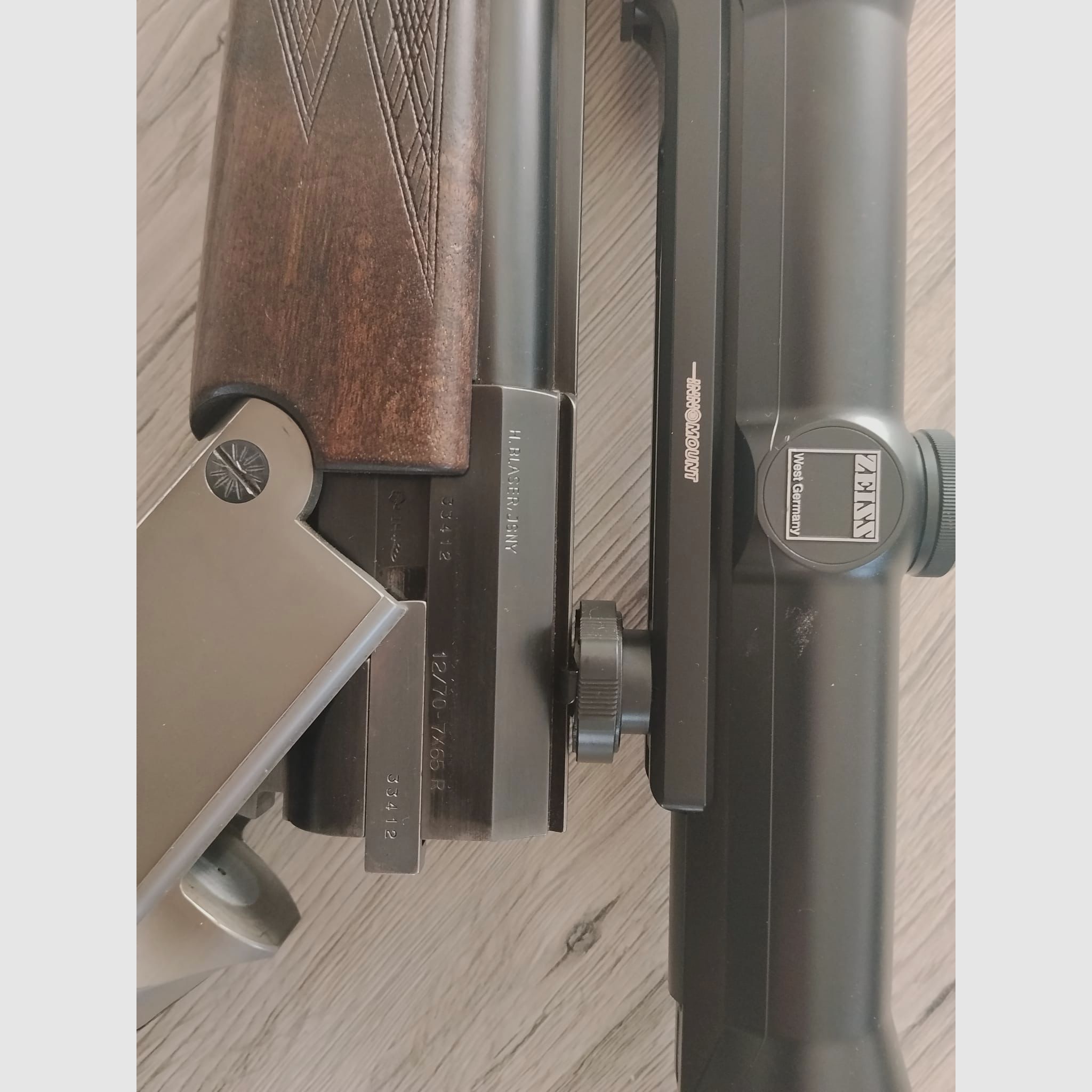Blaser BBF ES 800 Handspanner, 7×65R und 12/70 mit Zeiss Diavari -ZM 2,5-10×48 T*, Bild 2 von 3
