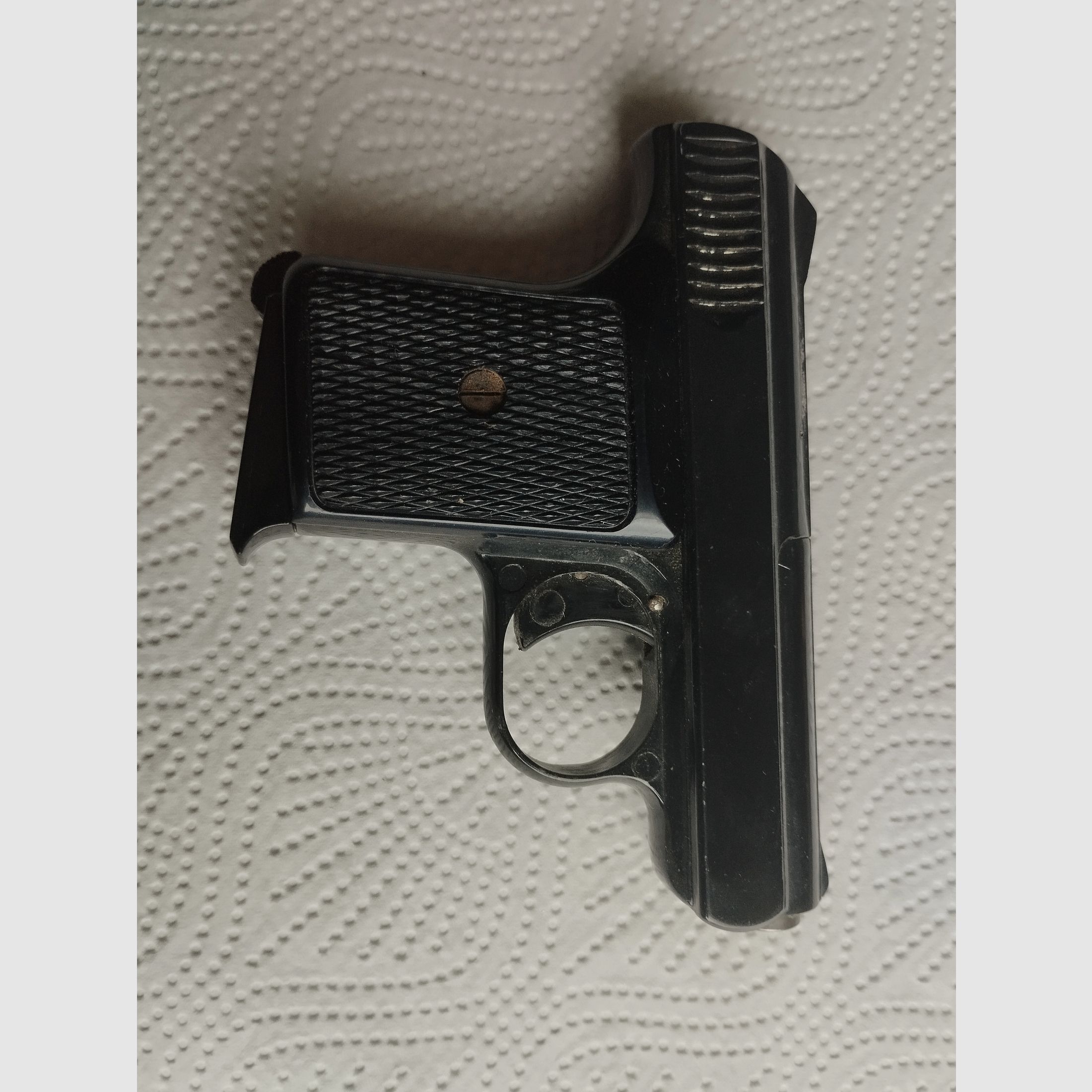 Röhner SM 10   Gas und Schreckschuss Pistole 8 mm 