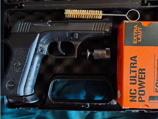 Sprzedam jak nowy Record 2015 w 9 mm PAK z amunicją!