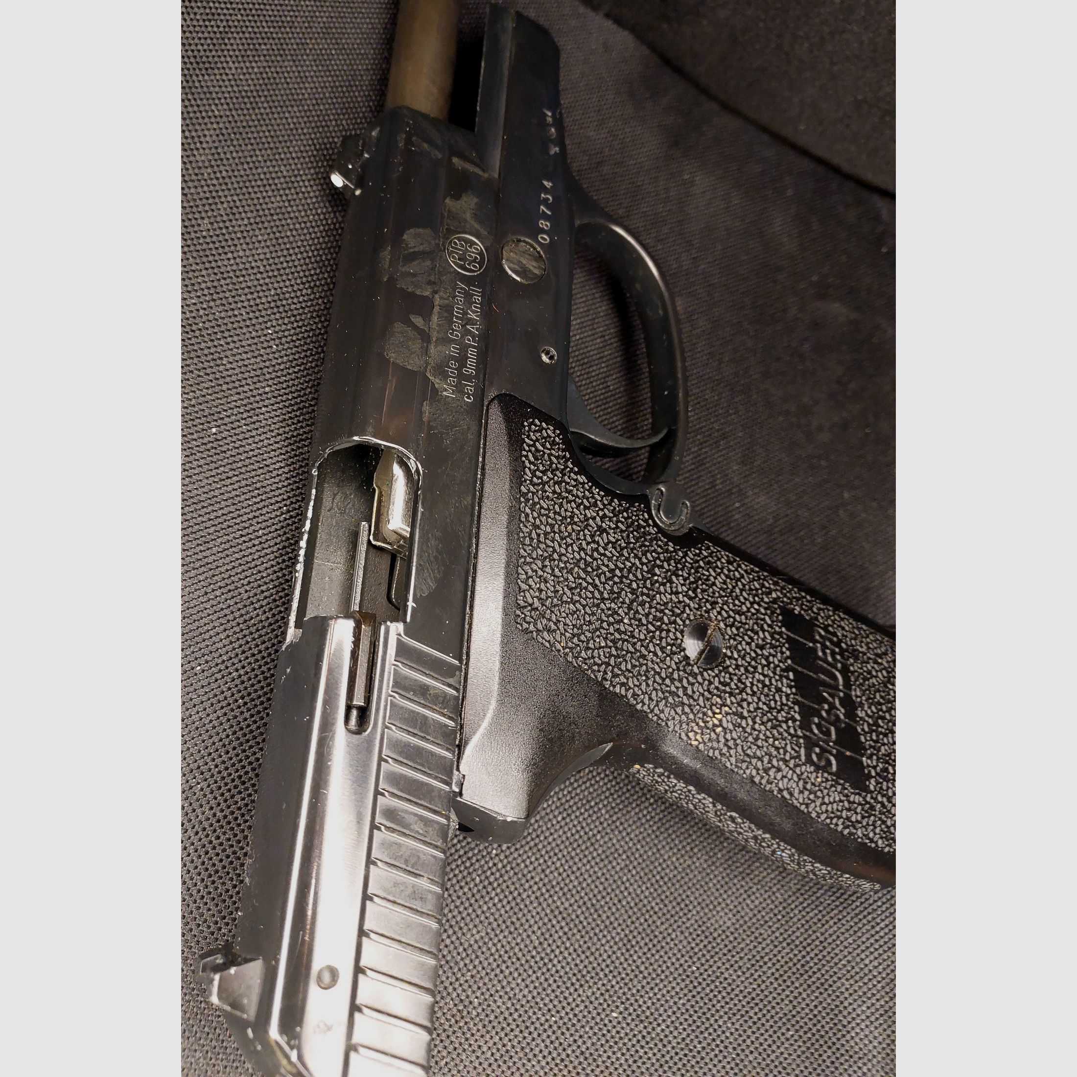 Pistola a salve Sig Sauer P239 nel calibro 9 mm P.A.K. dal set originale SIG "Backup‑Set" (PTB 696)