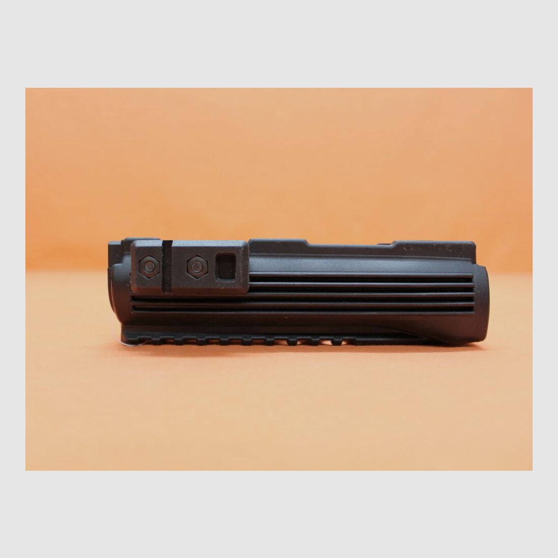 Kalashnikov Kalashnikov AKM: 3-Rail-systeem/-handgreep onder RUS polymeer zwart (met afneembare zijrails)