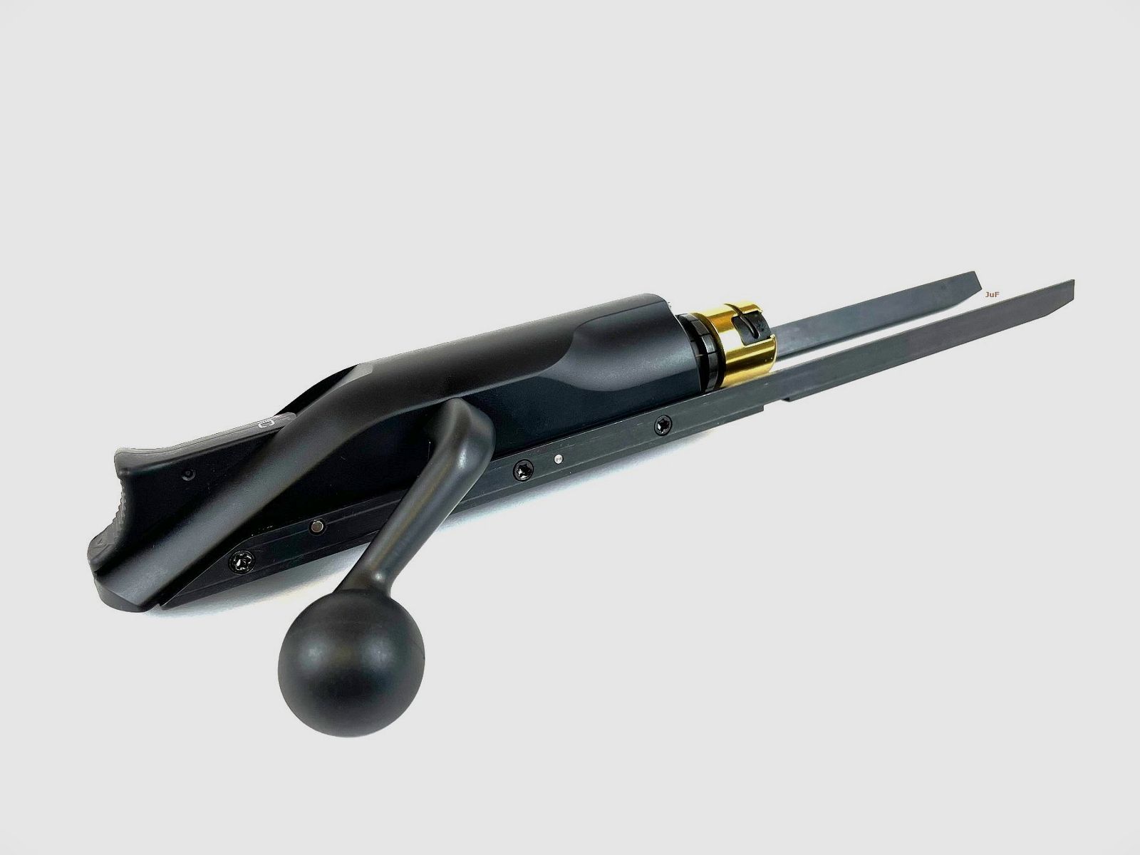 Blaser R8 bolt with locking chamber - gold-colored