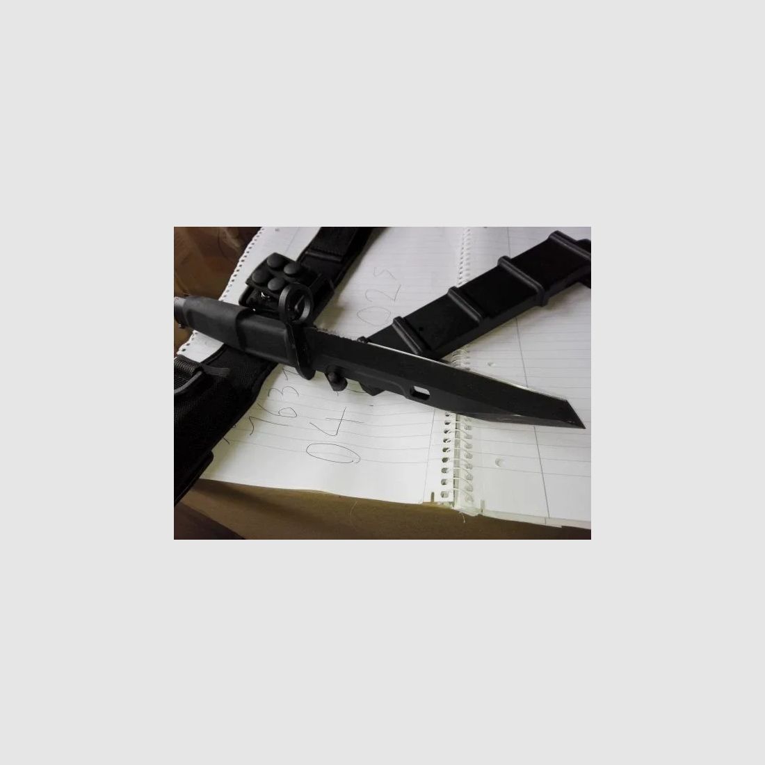 ¡Venta de emergencia! Extrema Ratio Fulcrum cuchillo de campo/bayoneta con funda compatible con MOLLE
