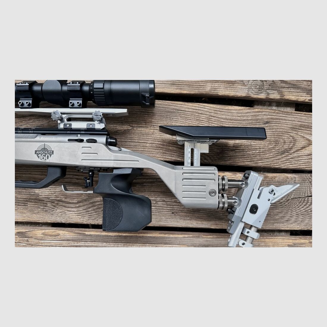Anschütz 54.30 Jubiläumsmodell  160 Jahre Griff "M" 660mm mit ZF	 .22lr