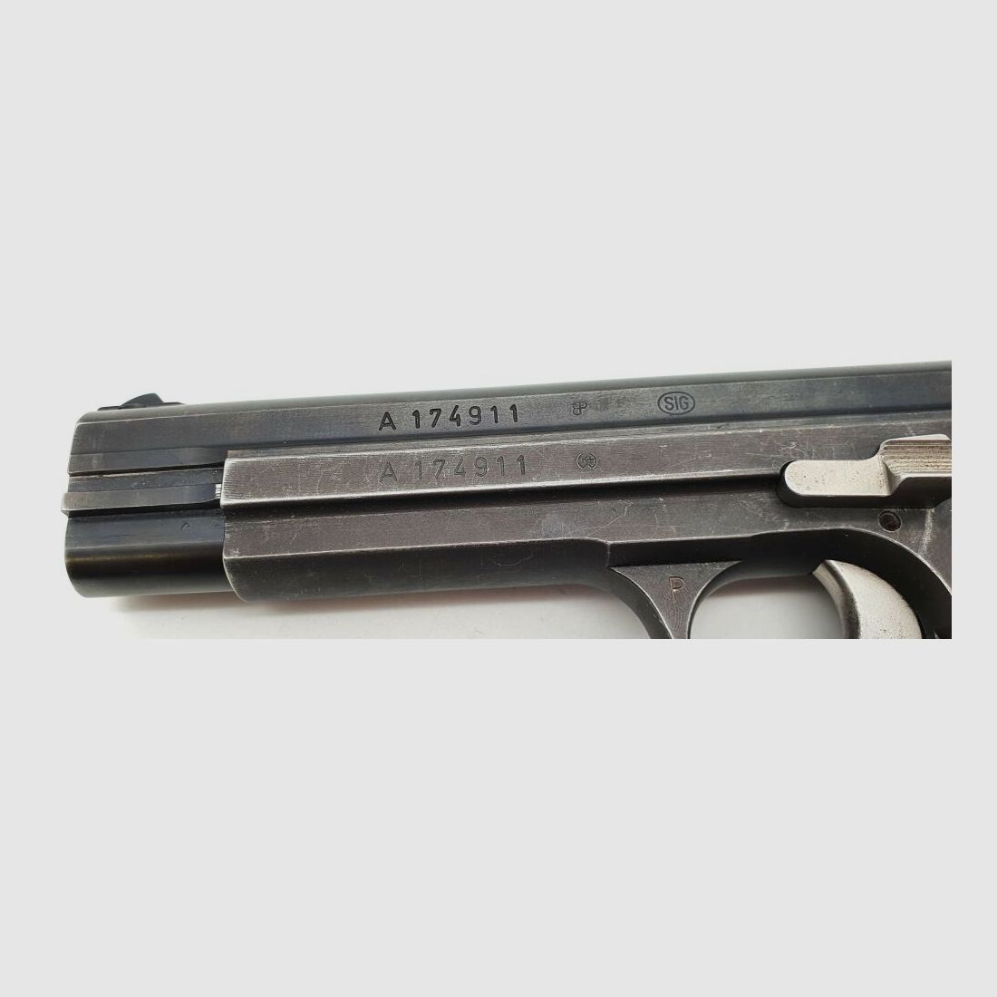 SIG	 Sport-/Matchpistole SIG P49/P210-2 im Kaliber 9x19 Komplett Nummerngleich!