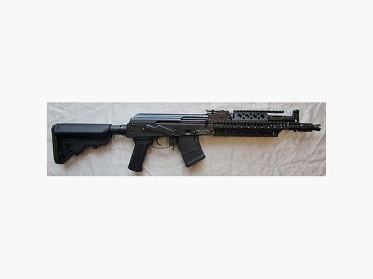 HALBAUTOM. BÜCHSE S.D.M., AK-104 TACTICAL, Kal. 7,62x39, MIT QUADRAIL-VORDERSCHAFT & SCHUBSCHAFT!