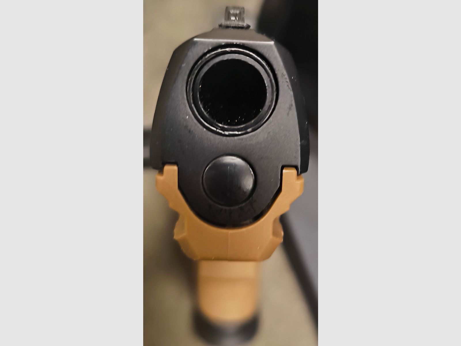⚠️ Achtung MagFed Freunde, Walther PPQ M2 T4E - Farbe Dark Earth Brown, Kaliber .43  &  Max Tactical Pistolen Koffer +1 Packung 5er Max Tactical Co2-Kartuschen ⚠️ Versandkosten Frei!! 