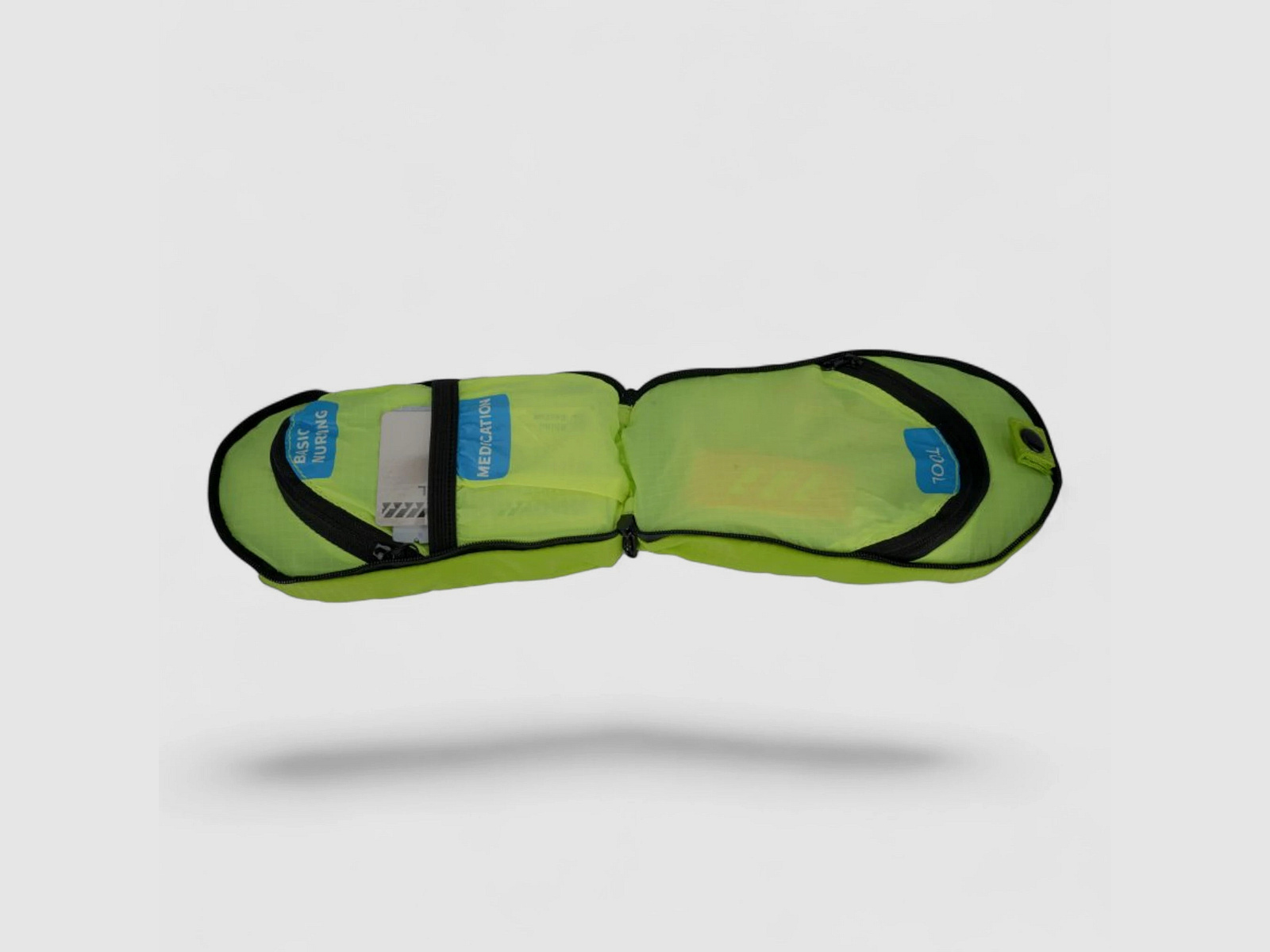 Rhino Rescue Outdoor Primary First Aid Standard Set