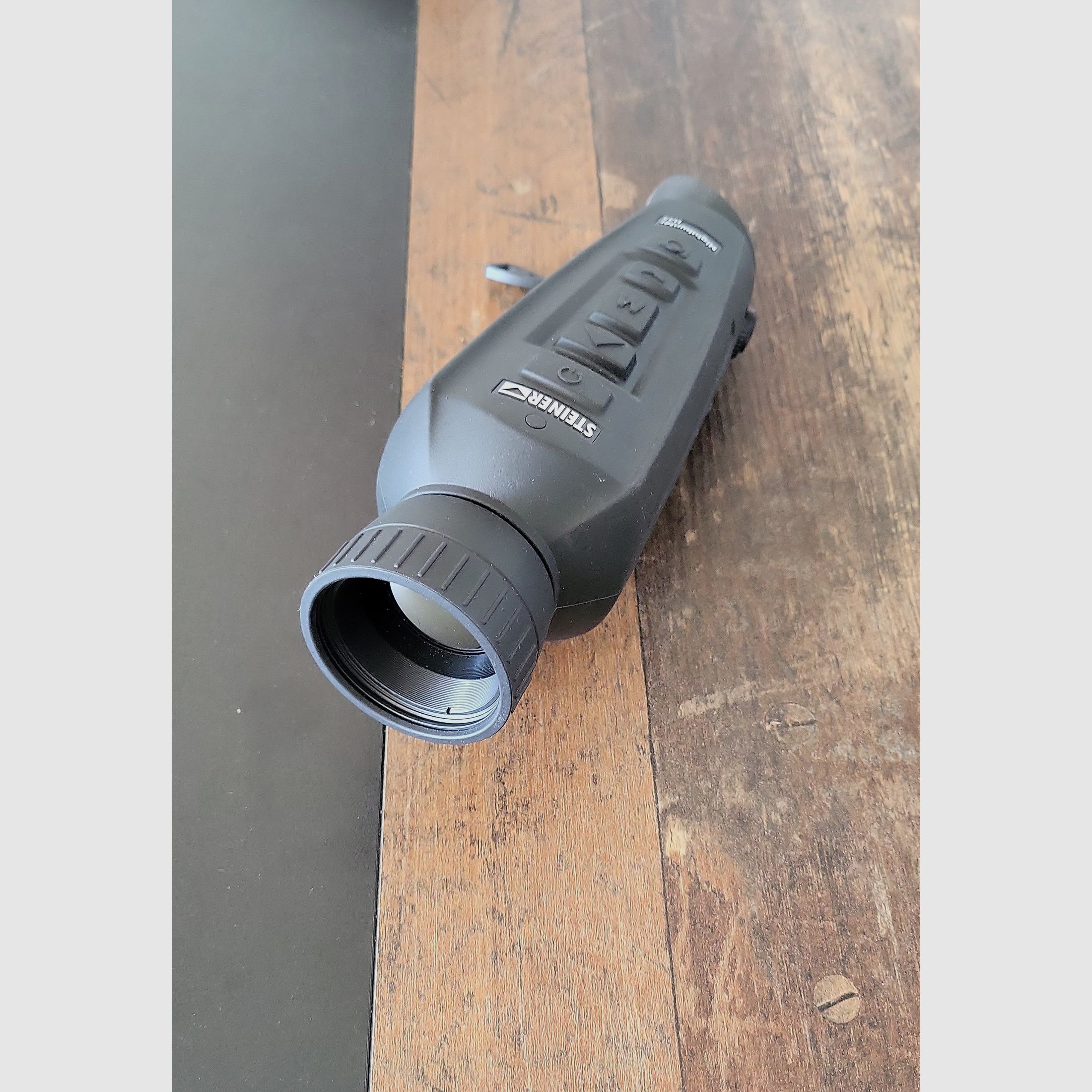 Steiner Nighthunter H35 Sensor de 35 mm 640x512 píxeles 12 µm