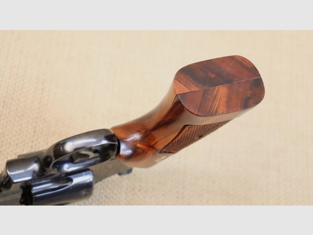 Smith & Wesson 29-2 .44RemMag