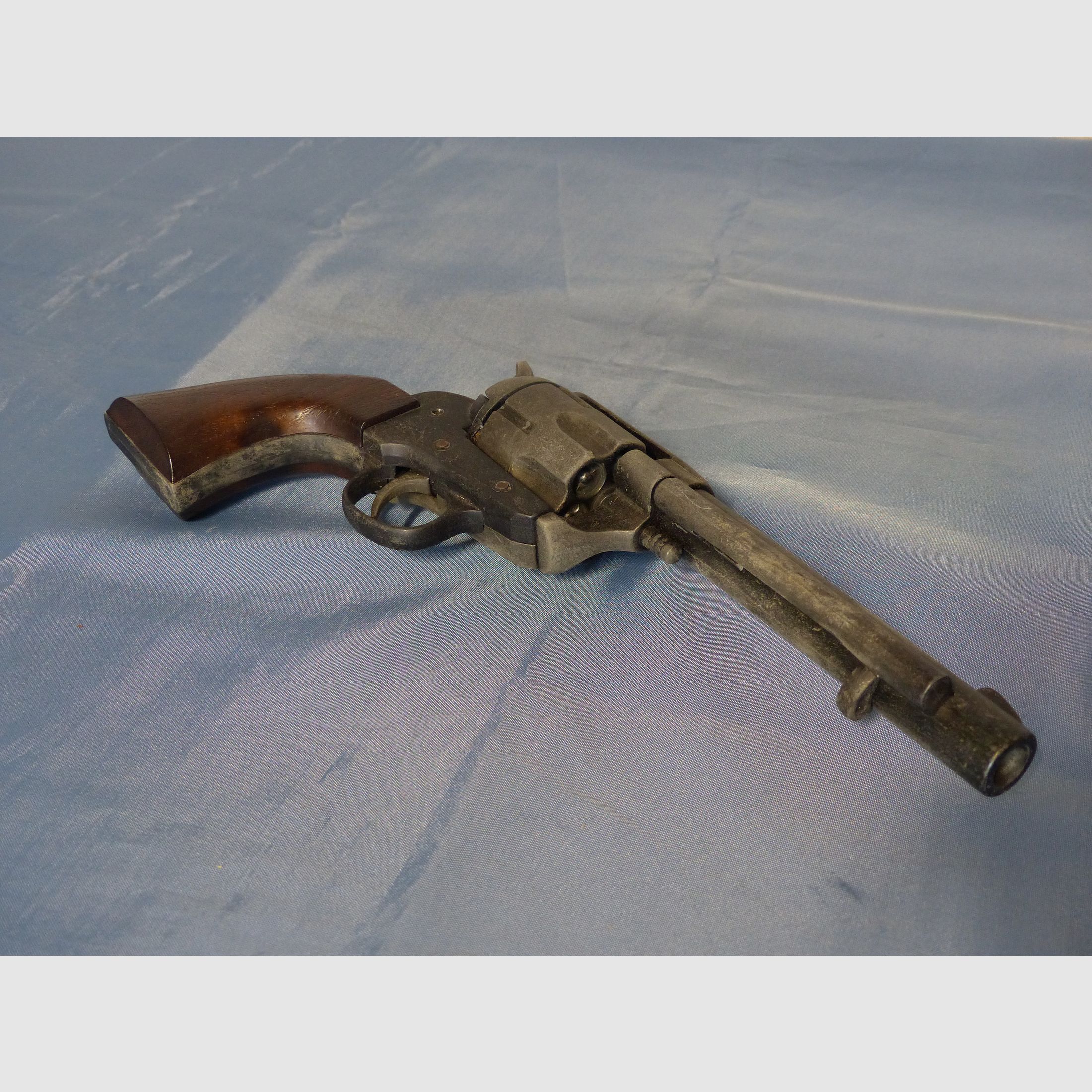 Colt Revolver Single Action Army Cal. .45 full metal decoration probably from the 70s