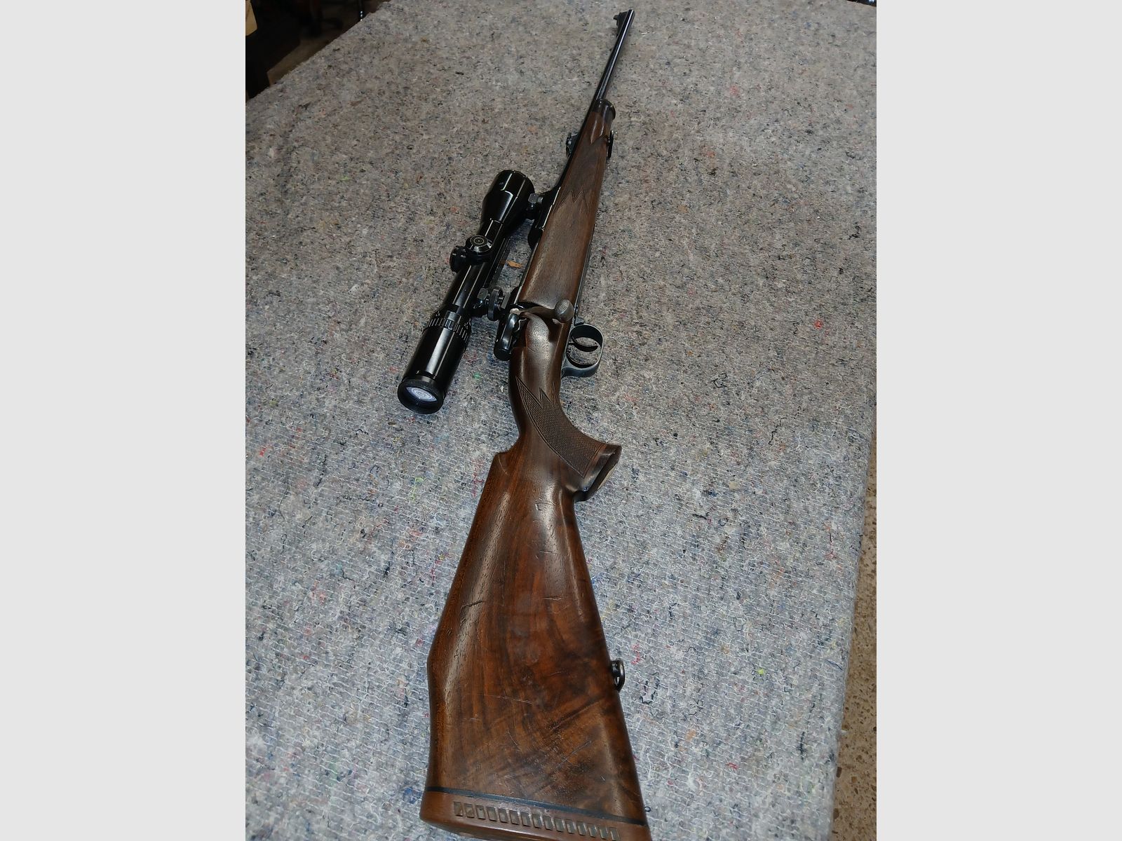 Büchse Heym SR 20 N Repetierbüchse 7x64 mit S&B 1,5-6x42 auf Schwenkmontage