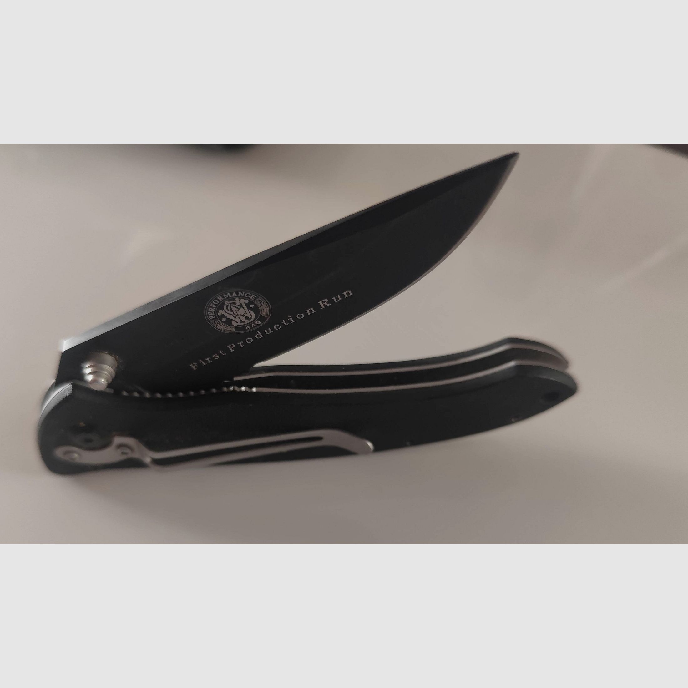 ❗Smith and Wesson Einhandmesser Extreme Ops, Stahl 440 C, G-10 Schalen, Gürtelclip