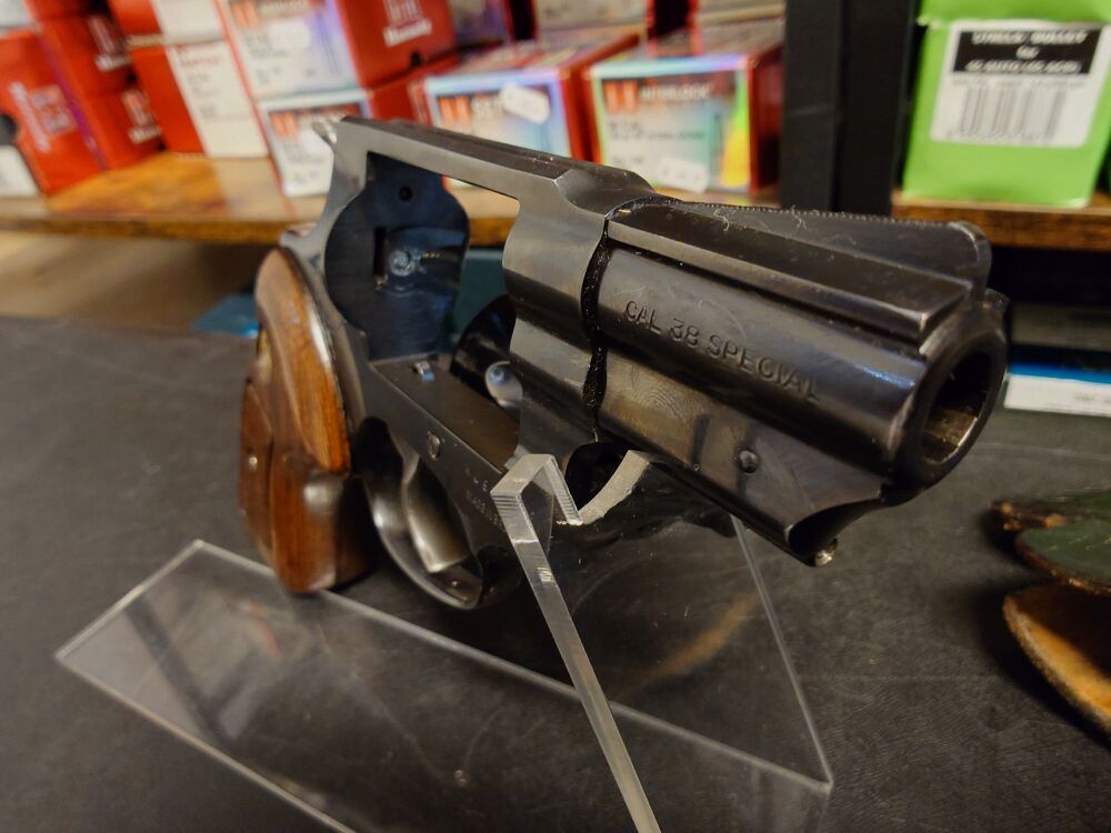 Taurus 85