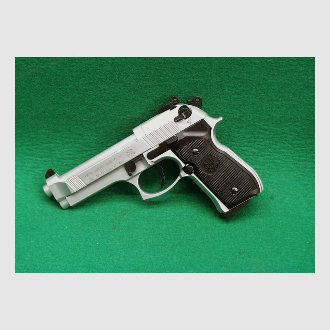 Umarex Beretta 92FS, Steel Finish, CO2 Pistole