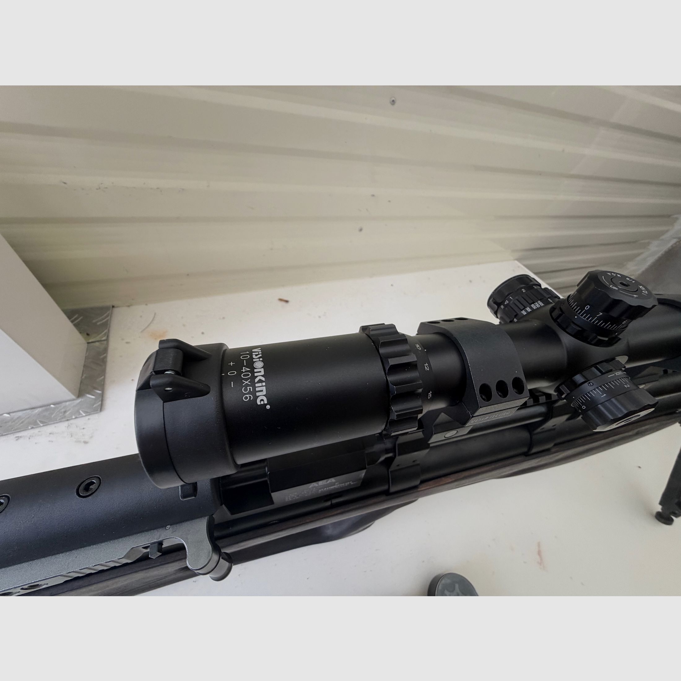 AEA Challenger Cal. 50 F-luchtgeweer met richtkijker Optiek 10-40x56 en tactical bipod