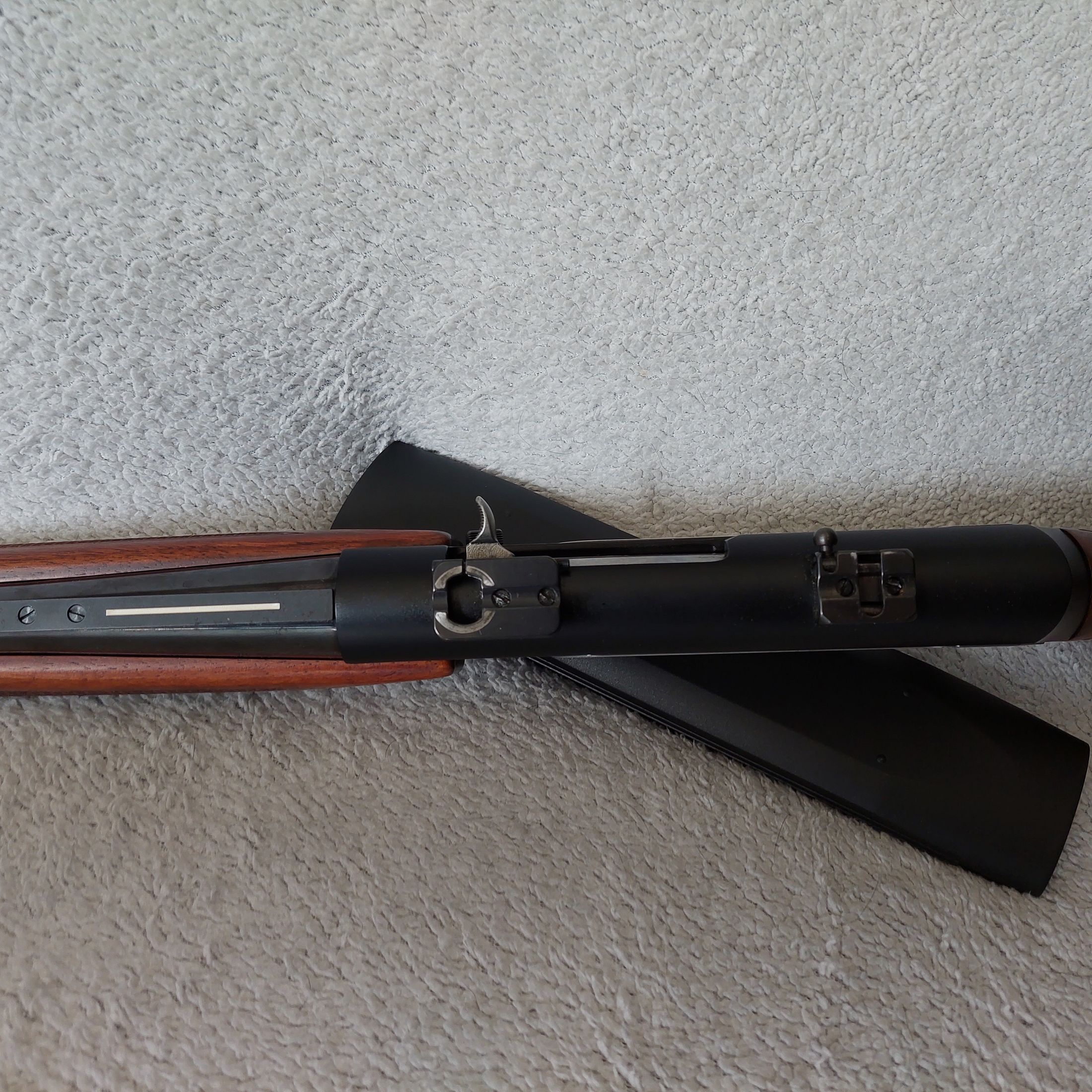 Semi-automatic Browning Bar 2