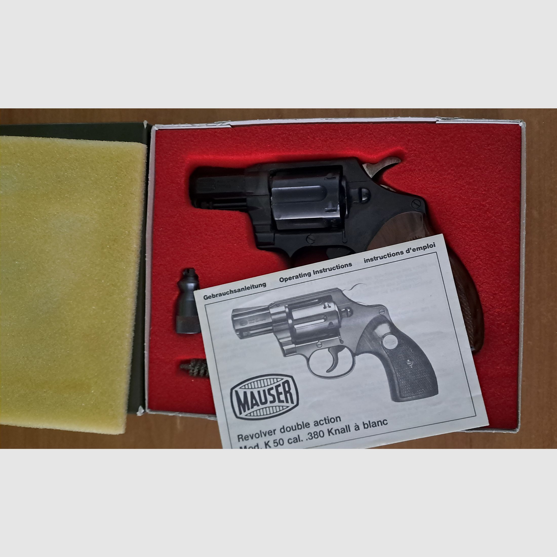 ¡Mauser Mod.K50 cal. .380 knall completo con accesorios!