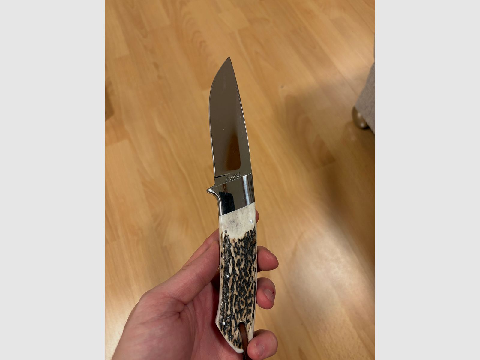 DNC Jagdmesser mit Hirschhorn