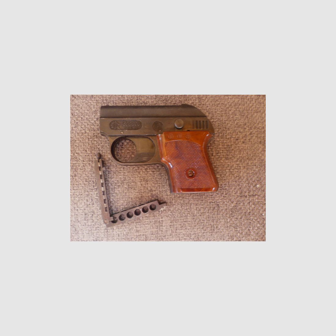 FB Record GP1s bardzo rzadka pistolet gazowy/-startowy kal. 6mm Flobert z wczesnych lat 70., zdjęcie 1 z 3