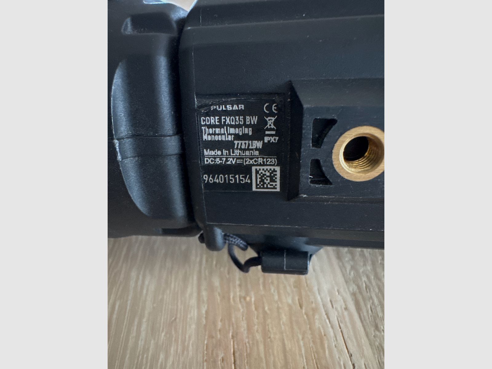 Pulsar Core FXQ35 BW termowizyjny celownik przedni inkl. Rusian -Adapter ARM 52-62 dla obiektywów 56mm)