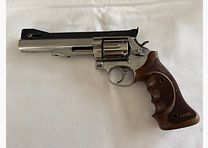  Smith & Wesson .357 Magnum Holden 1500/PPC 686-4