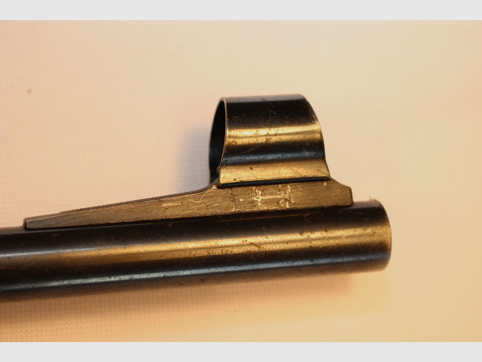 Bolt-action rifle in caliber 7x64.