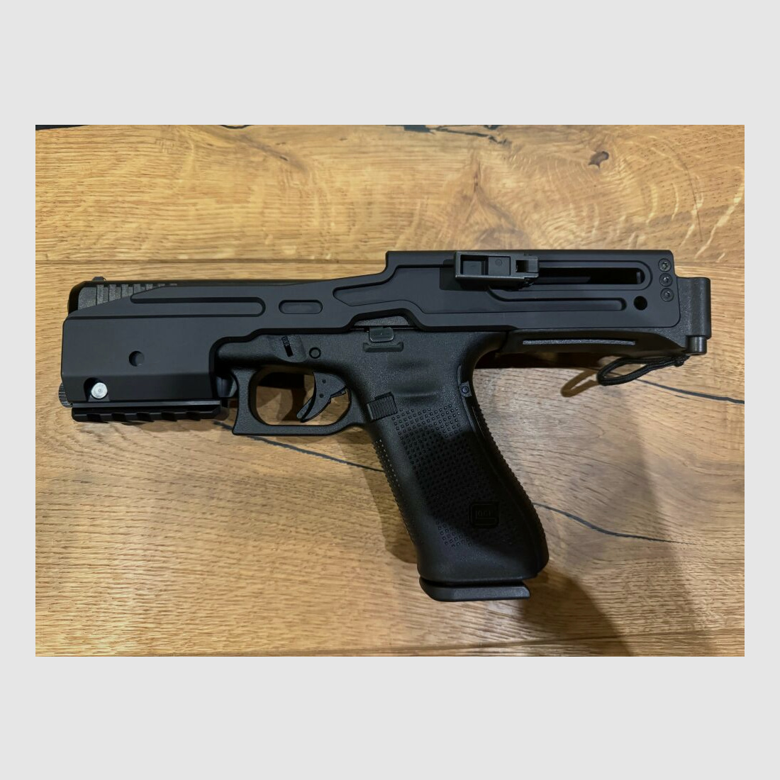 Glock / B&T AG	 17 Gen5 mit B&T AG USW komplett