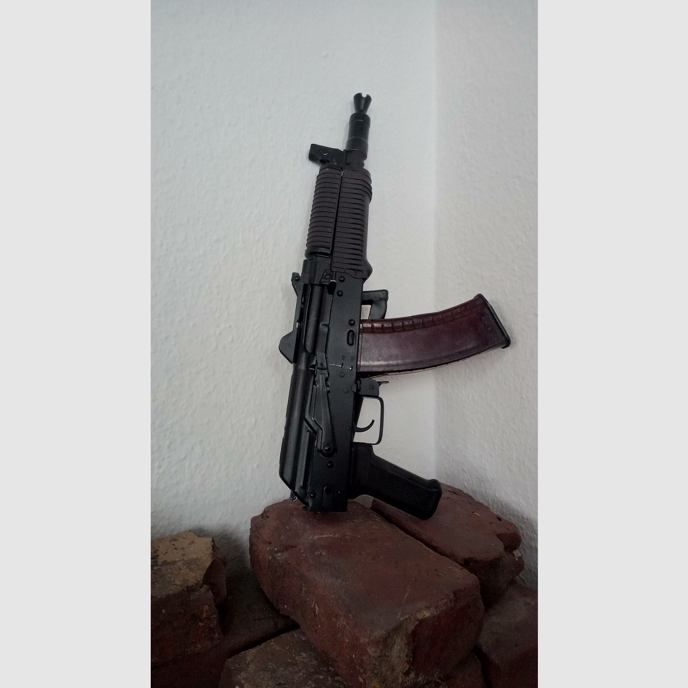 Full steel Co2 Yunker AKS-74u decoration from MWM Gillmann with real parts optionally with decoration plum // AKSU Krinkov / russian-guns-de / 4.5mm BB