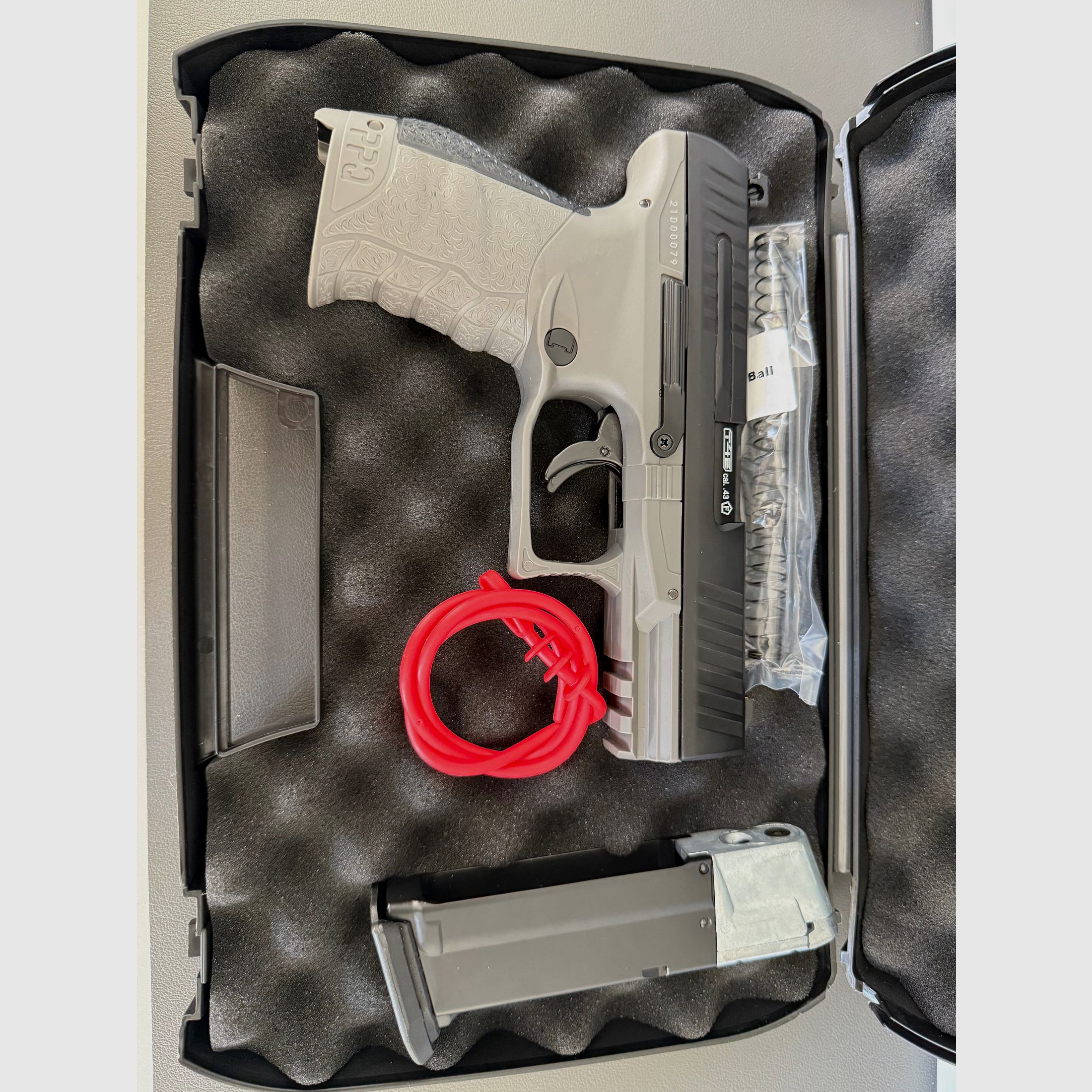 UMAREX Walther PPQ M2 T4E (Kal. .43) - inkl. Zubehör
