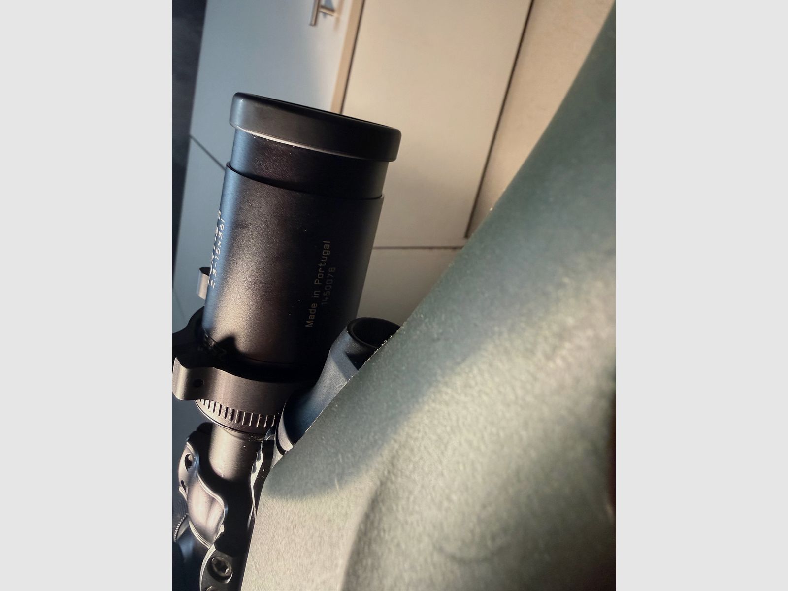 Leica Fortis 6 2,5-15x56i