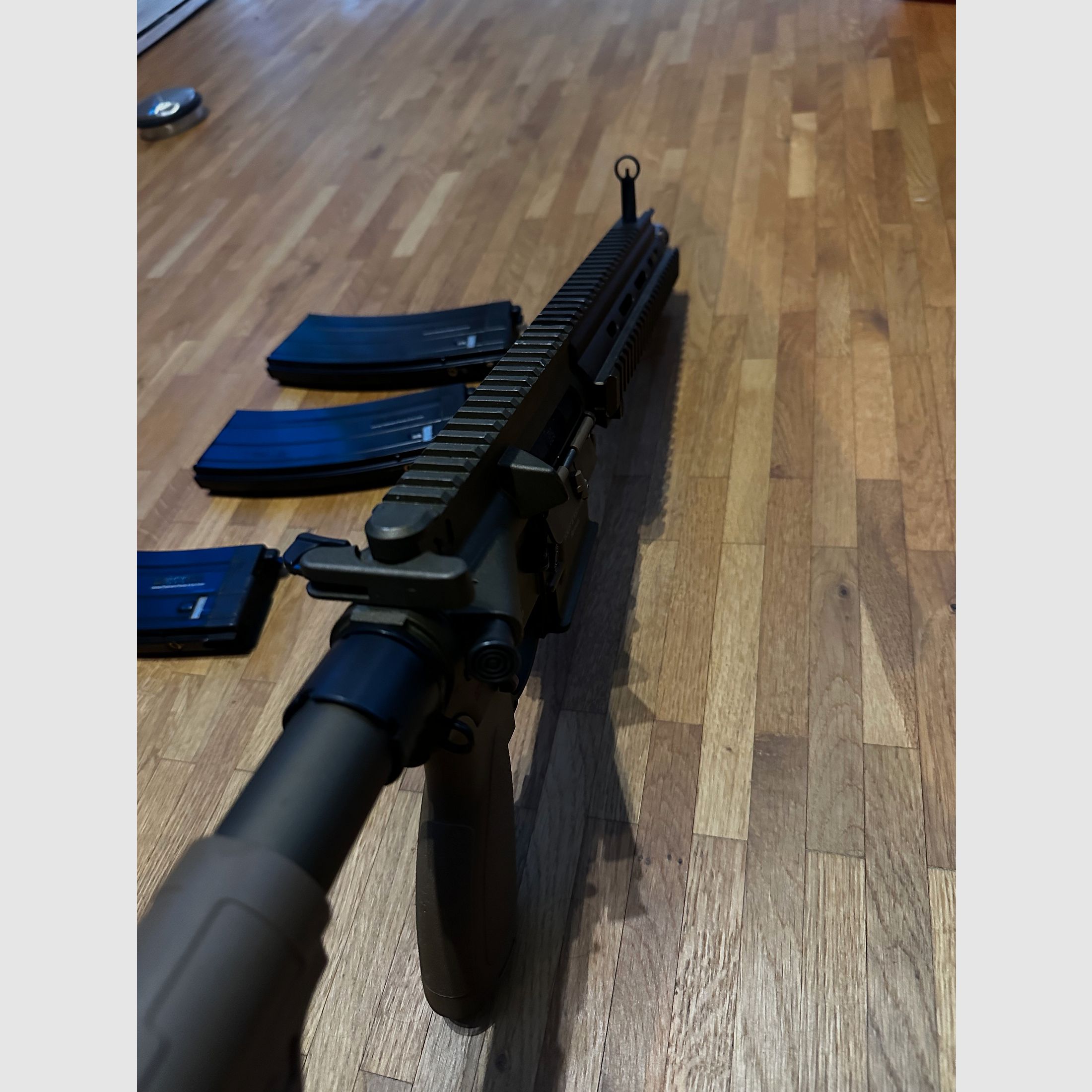 Heckler & Koch HK416 A5 Vollmetall Gas-Blow-Back 6mm BB RAL 8000. mit 3 Magazinen Gesamt!